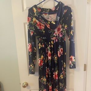 Mother Bee Maternity stretchy dress